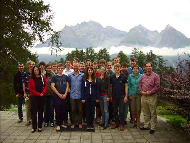 Bild der Gruppe der Sommerakademie des Max Weber-Programms in Ftan (Schweiz)