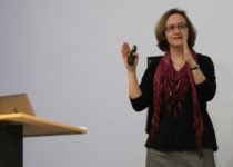 Bild von Prof. Megow beim Vortrag