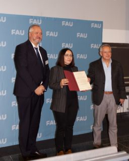 Towards entry "Dissertation Award for Dr.-Ing. Behnaz Pourmohseni Erlangen, 18 November 2022"
