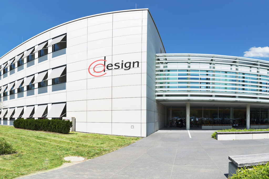 The front of the building of Cauerstraße 11